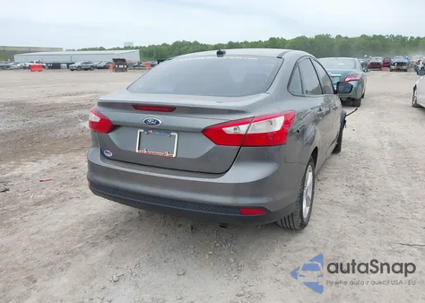 2013 Ford Focus Se z USA, uszkodzony, nr VIN 1FADP3F28DL348405